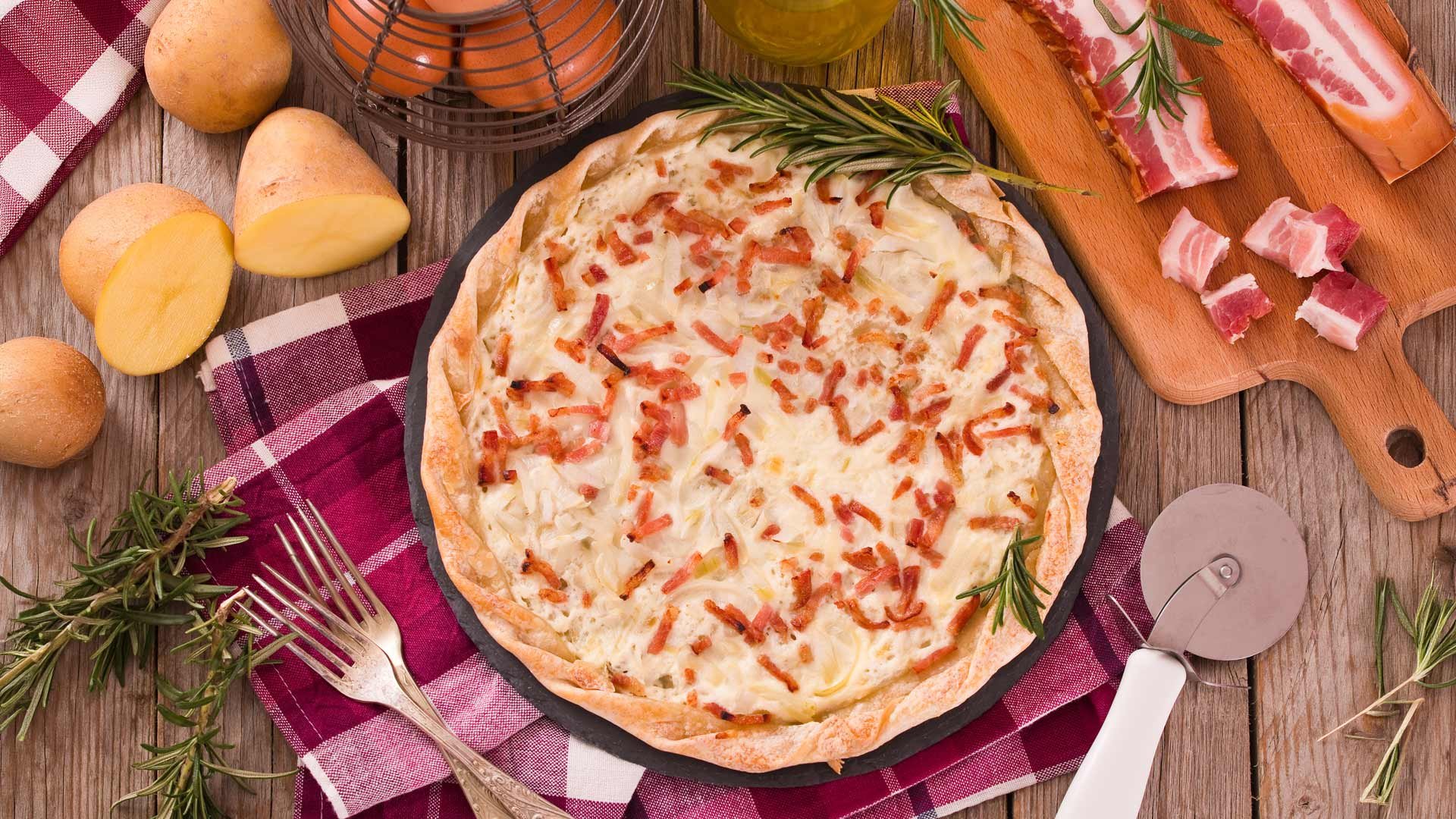 corp-menu-pizza-oktoberfest-landing-page-1920x1080